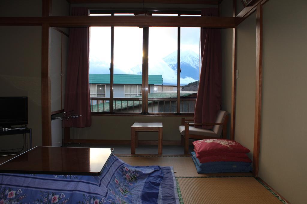 Sugakuso Hotel Yamanakako Exterior foto